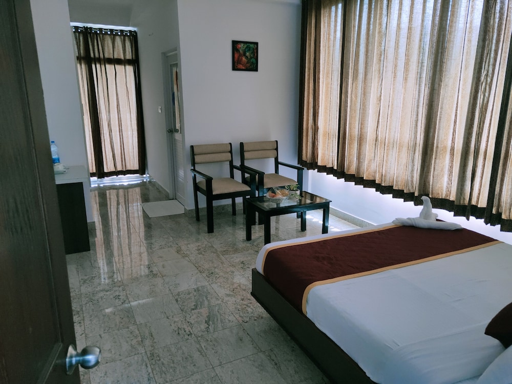 Deluxe Double Room photo 2