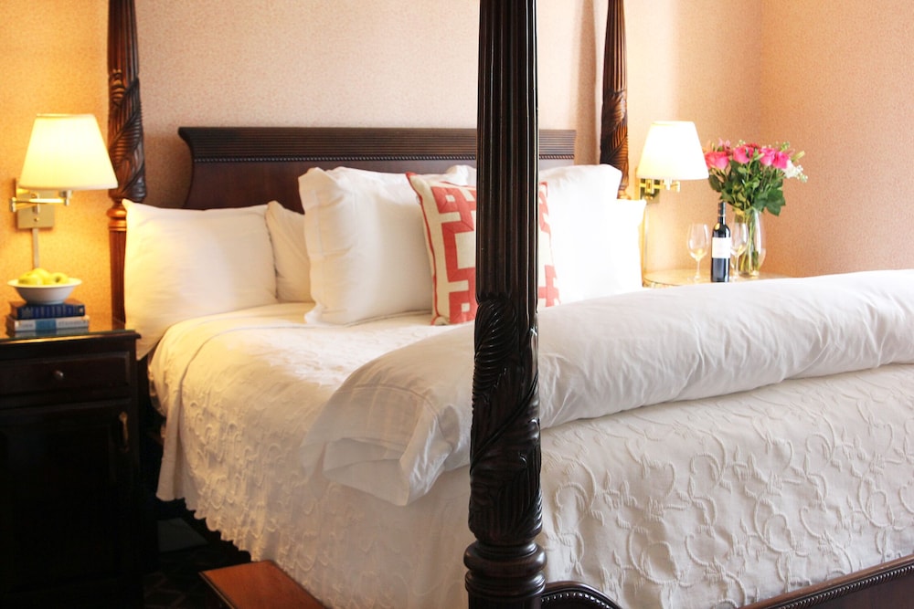 Junior Suite, 1 King Bed photo 2