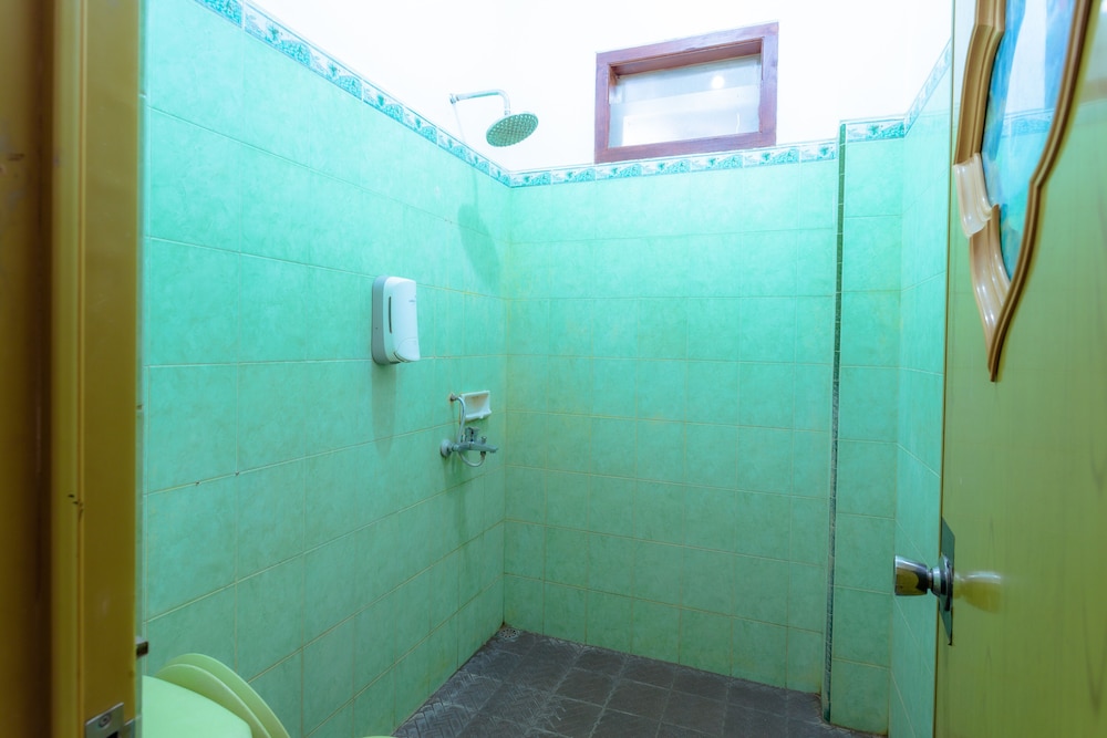 Standard Double Room - Photo 19