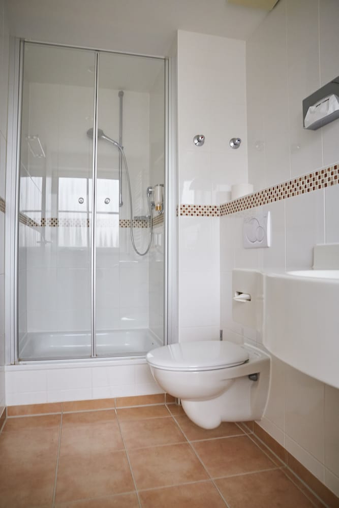 Deluxe Double Room Single Use photo 3