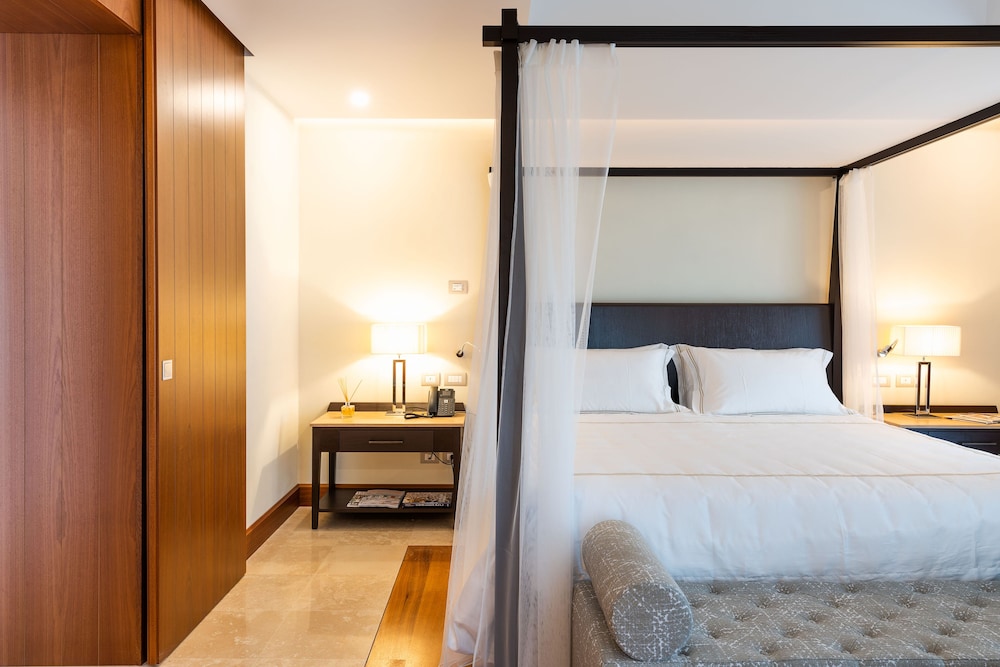 Premium Suite - Photo 4