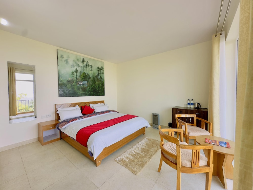Executive Deluxe Himalayan View Room with Balcony photo 3