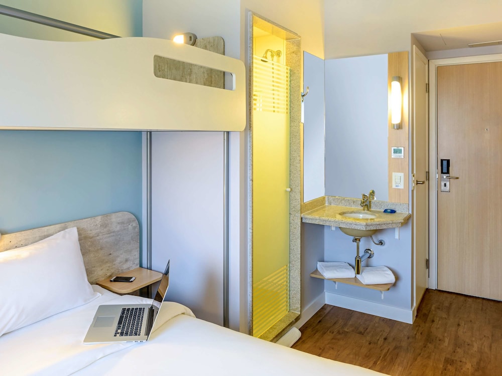 ibis Budget+, 1 Double Bed photo 3