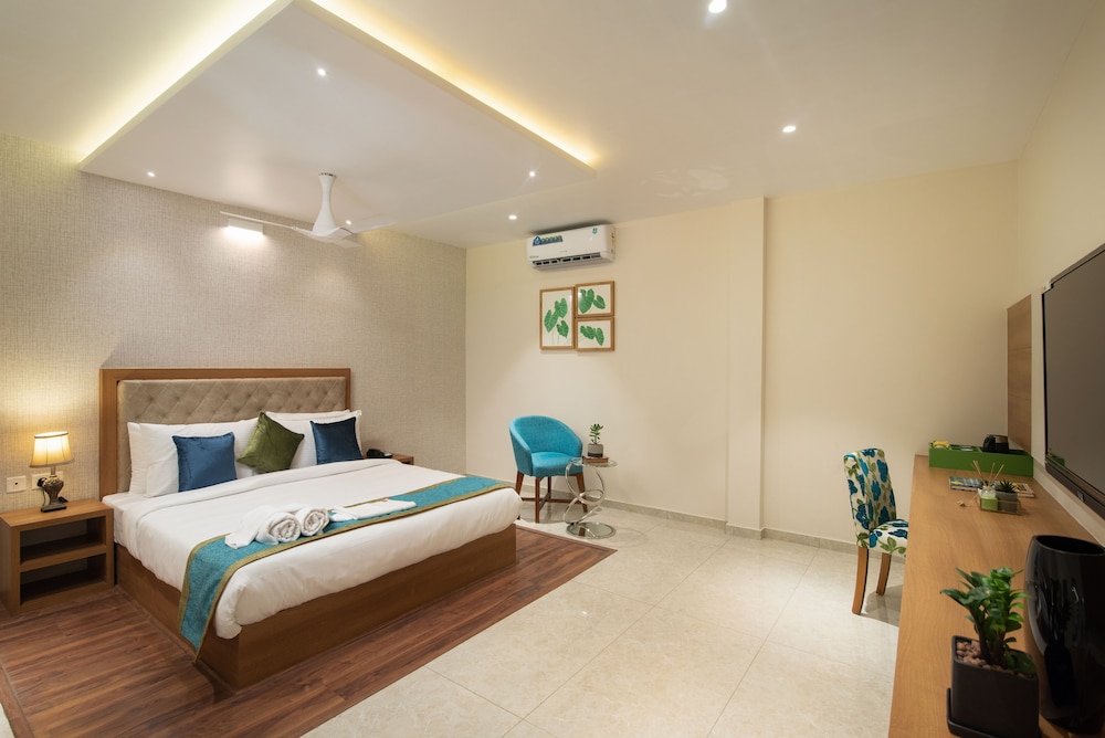 Club Room, 1 King Bed