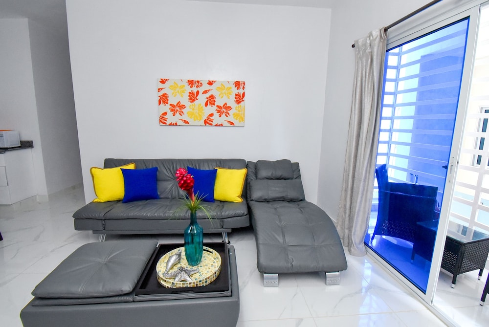 Appartement Exclusif, 2 chambres, réfrigérateur et four à micro-ondes