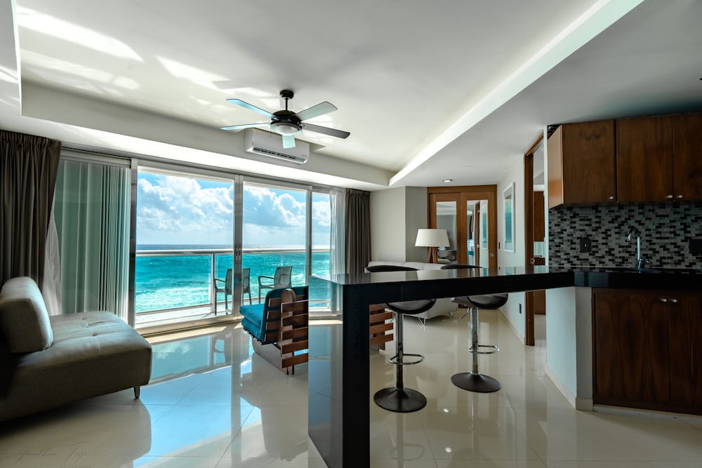 Room, 1 Bedroom, Kitchenette, Ocean View photo 1