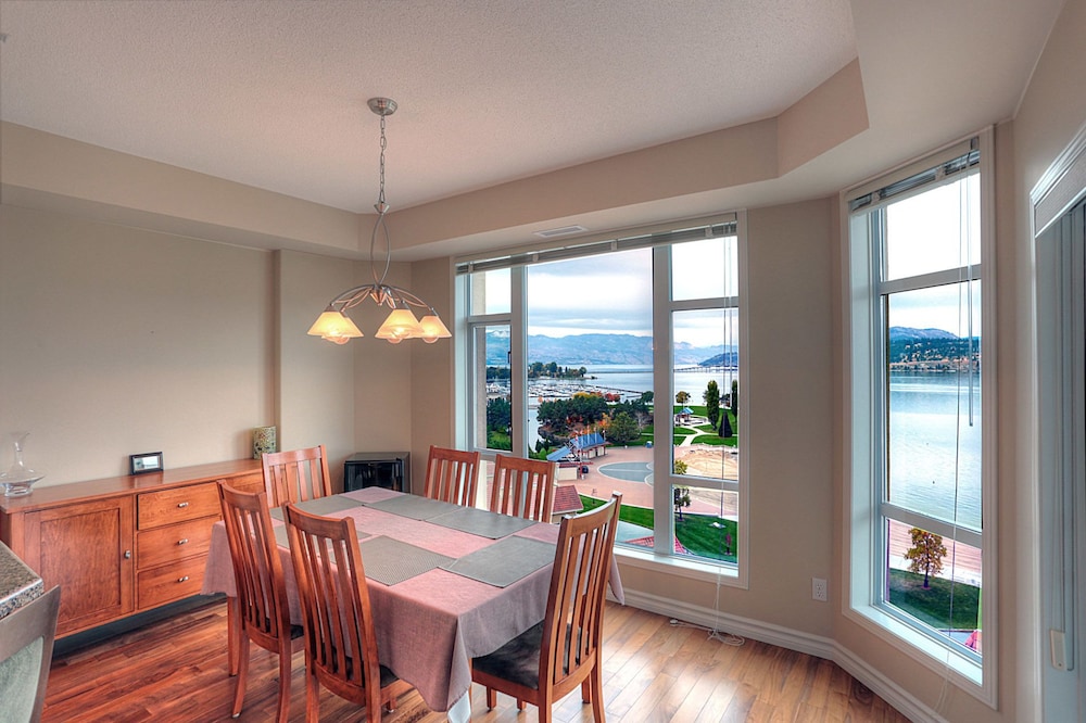 Deluxe Suite, 3 Bedrooms, Lake View photo 3