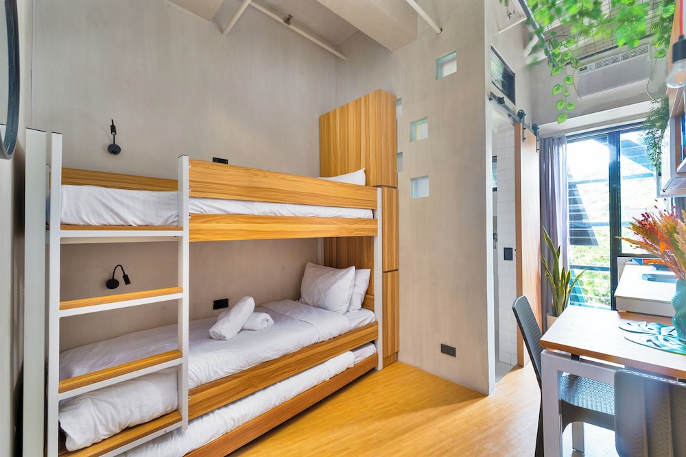 Standard Room, Multiple Beds