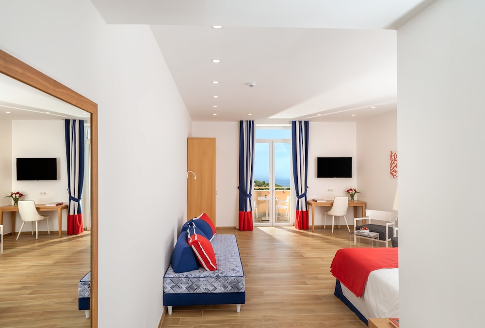 Junior Studio Suite, Terrace, Sea View