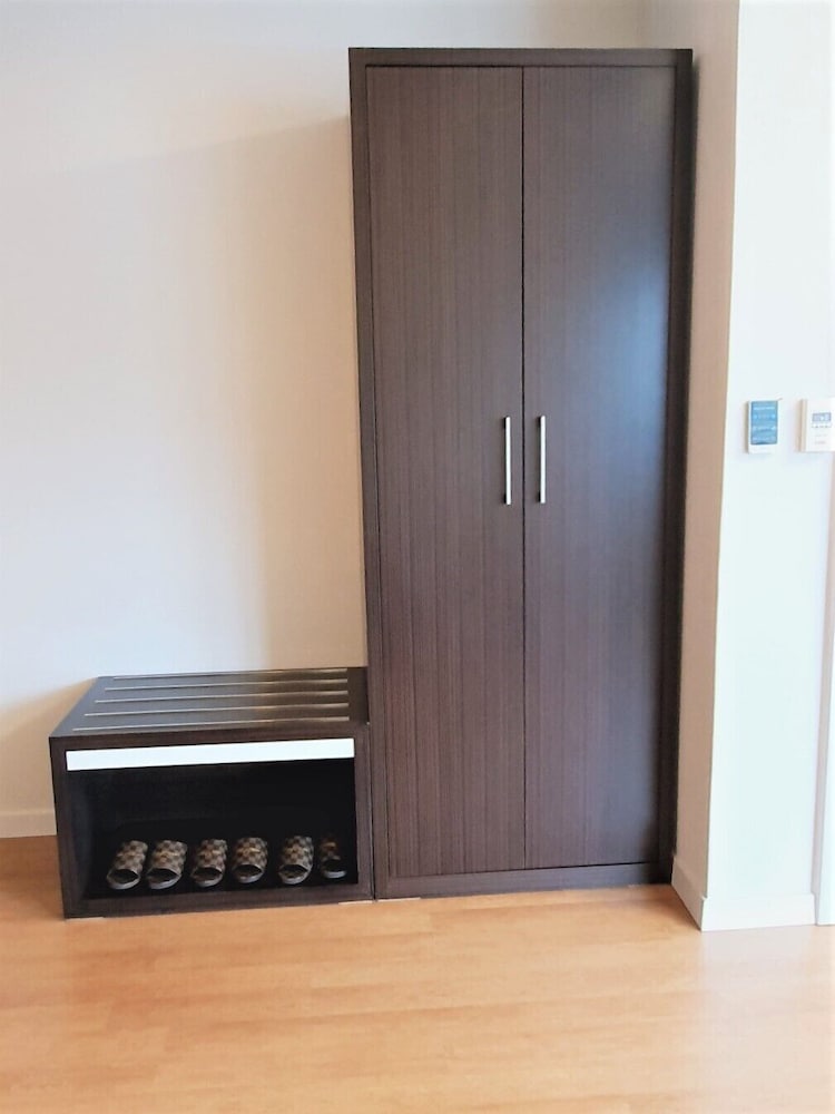 Premium Suite - Photo 11