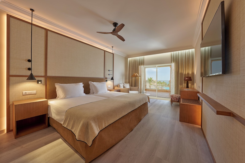 Double or Twin Room, Sea View