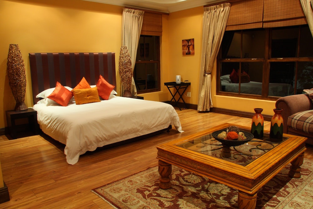 Ilanga De Luxe Room