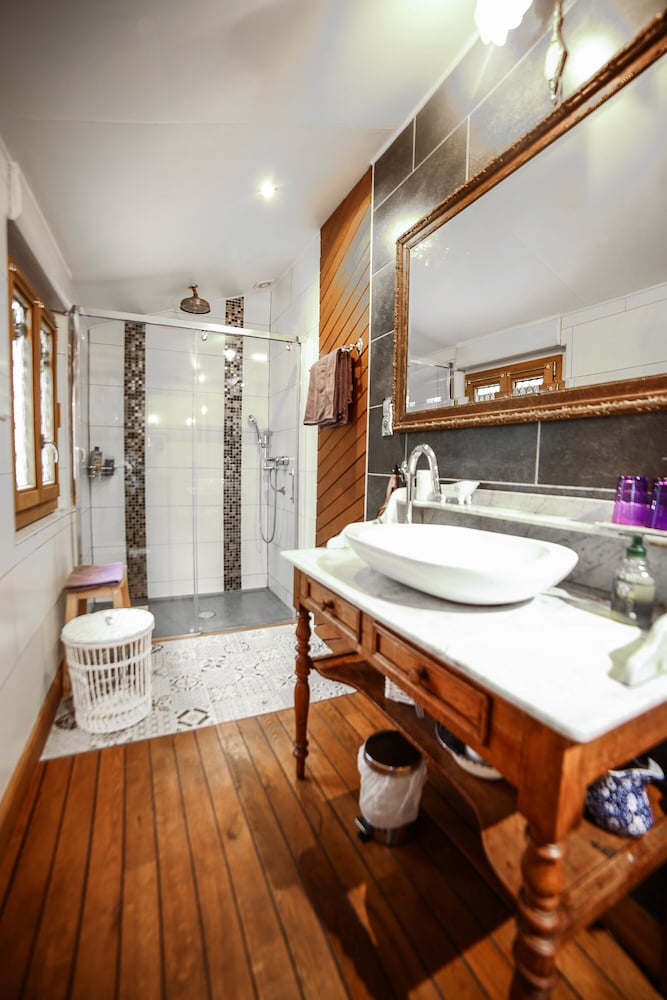 Honeymoon Apartment, 1 Bedroom, City View photo 2