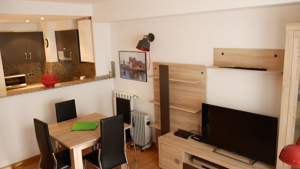 Apartment photo 3