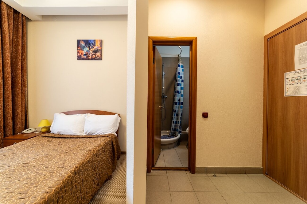 Standard Single Room photo 3