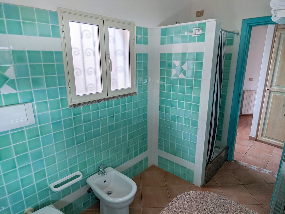 Apartment, 2 Bedrooms - Photo 4