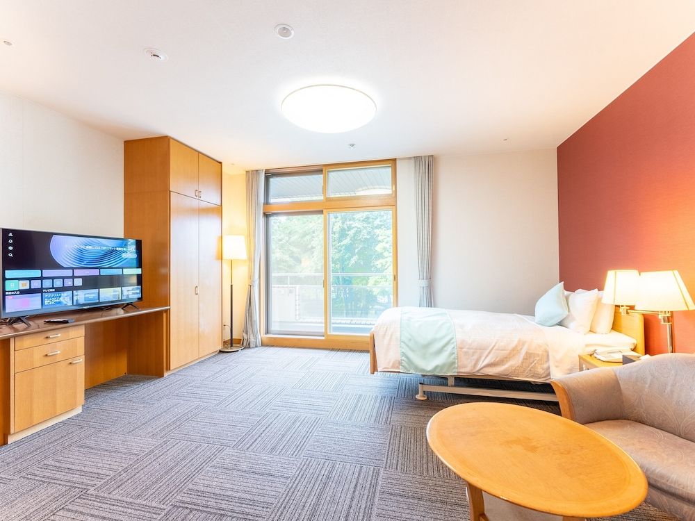 Universal Single Bed Room photo 3