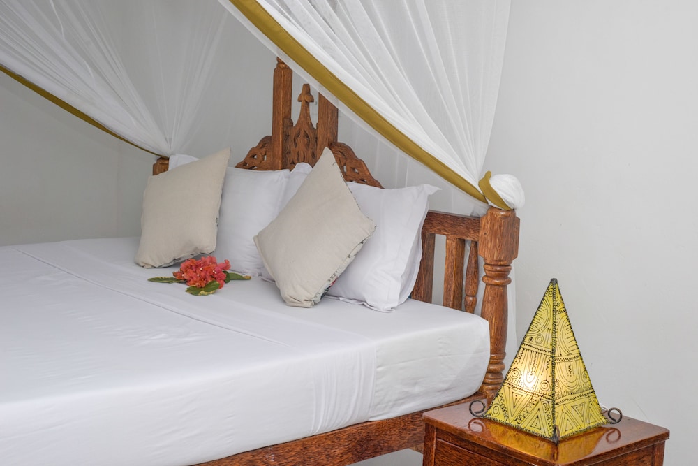 Deluxe Room, Ocean View - Photo 1