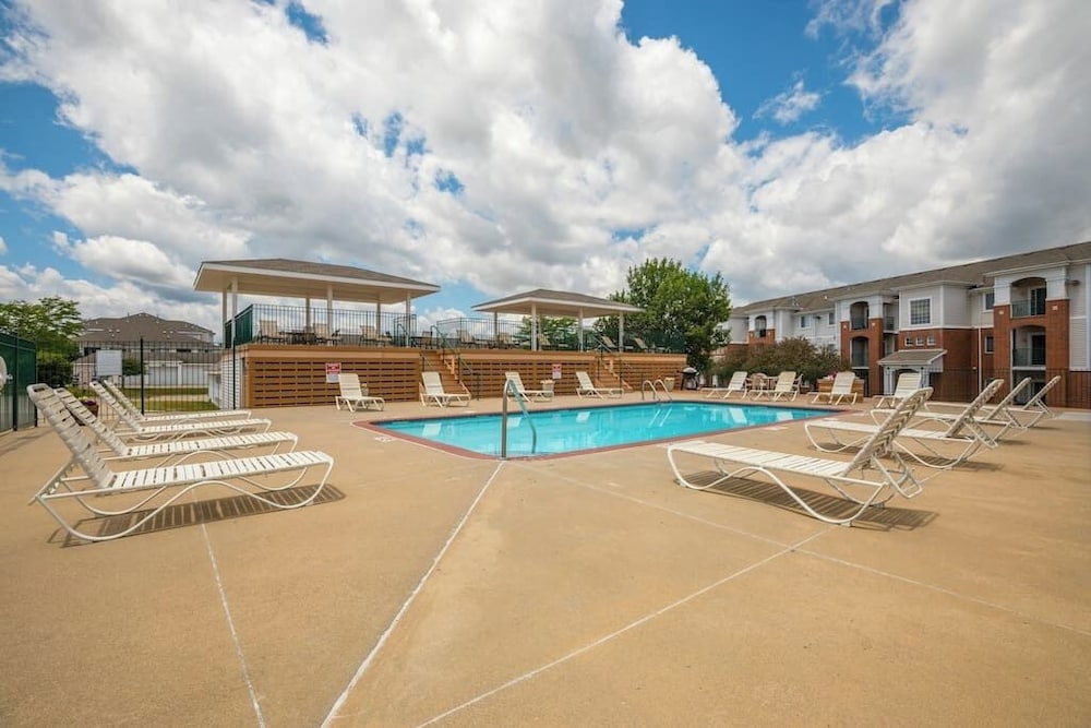 Sun Deck Pool Gym More, 写真 23