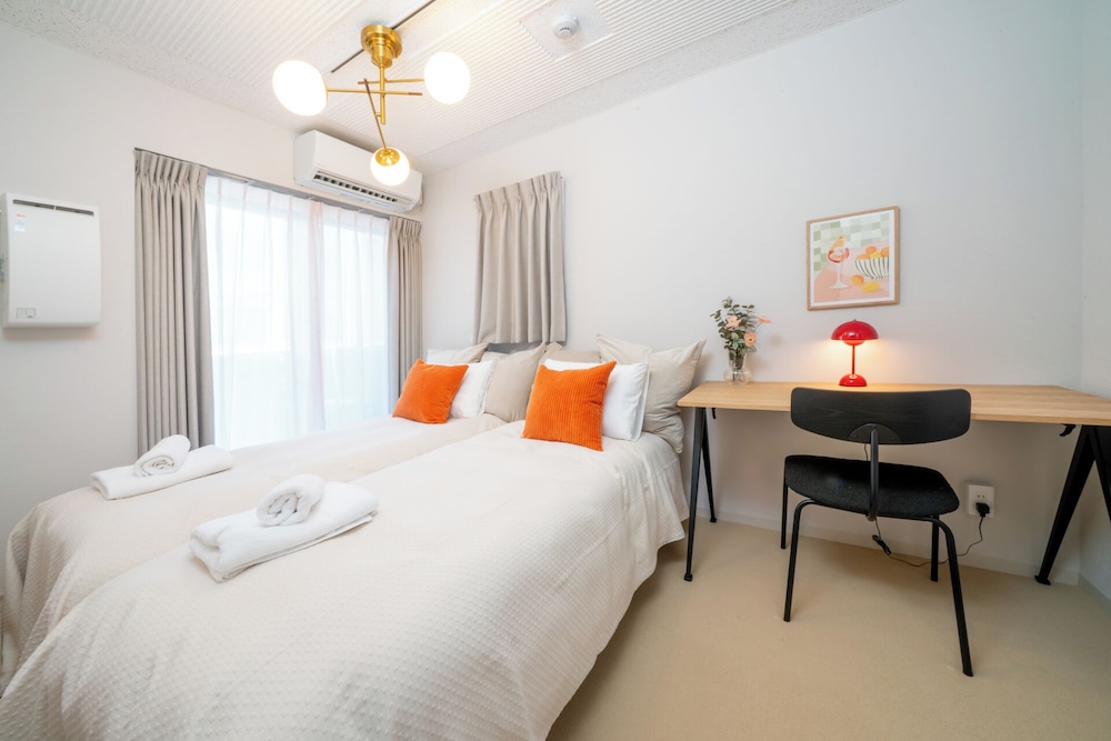 City Apartment, Multiple Beds photo 1