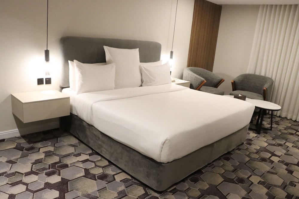 Superior King Room - Photo 2