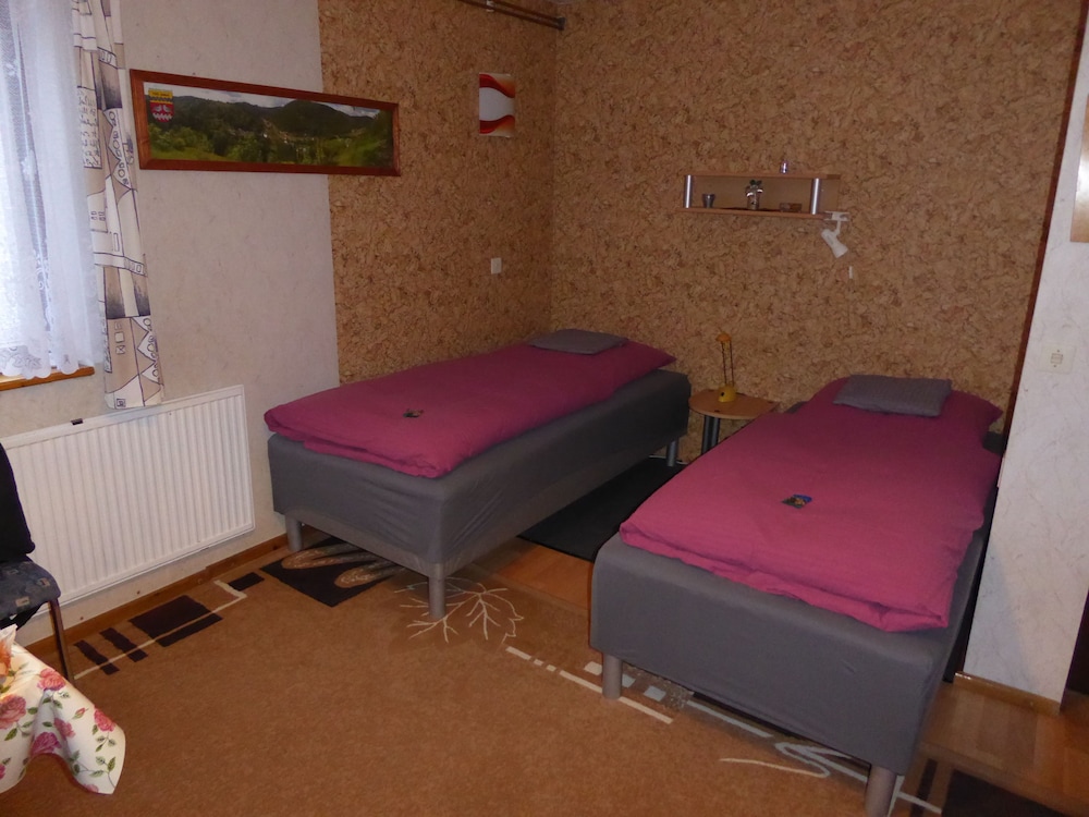 Basic Double Room, Non Smoking photo 1
