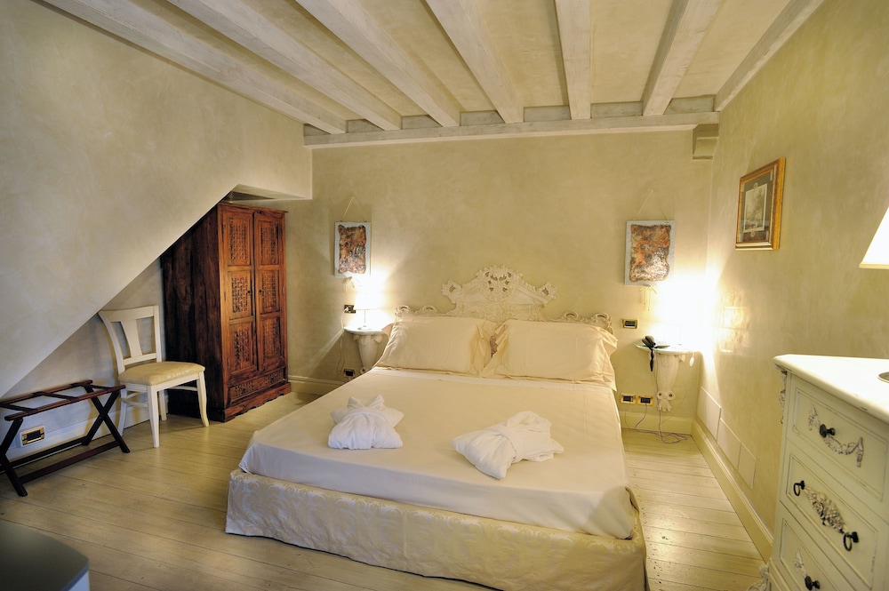 Suite, Connecting Rooms, Park View photo 3