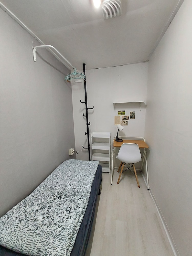 Deluxe Room, Women only, Non Smoking, Shared Bathroom(422)(Self check-In Hotel,Please contact HOTEL)