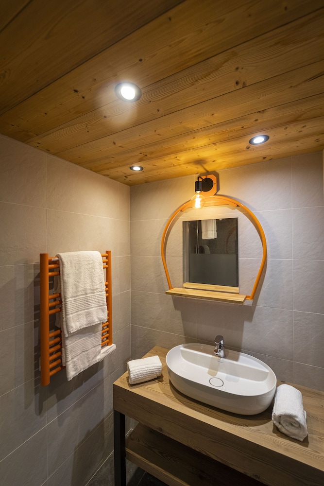 Classic Double or Twin Room - Photo 2