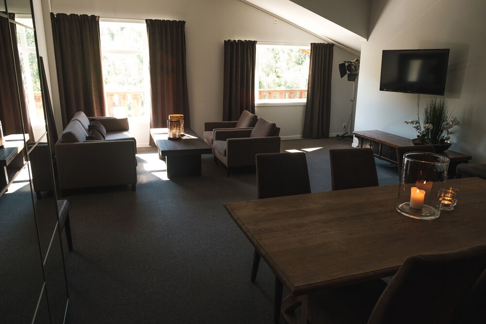 Superior Suite, Mountain View, Mountainside photo 2