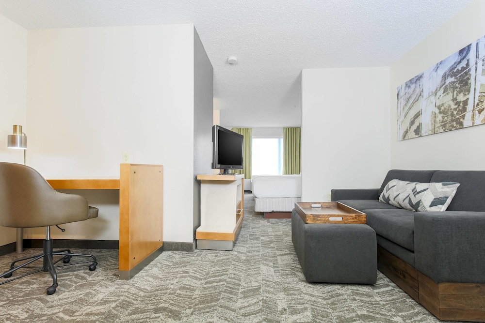 Suite, Multiple Beds - Photo 2