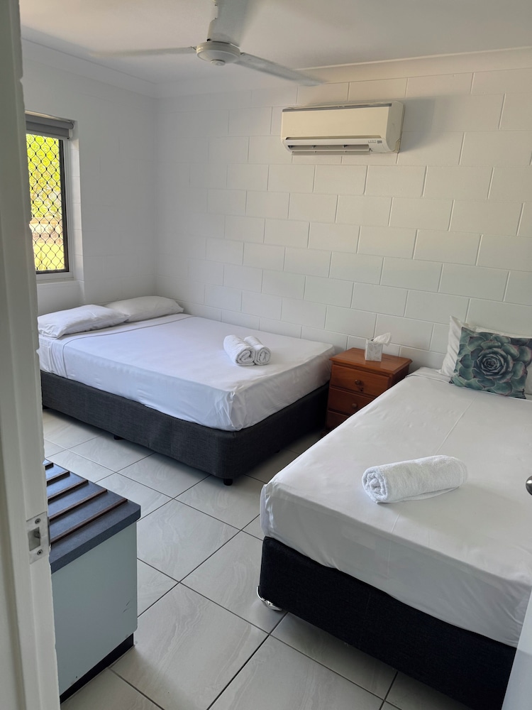 Senior Apartment, Ocean View