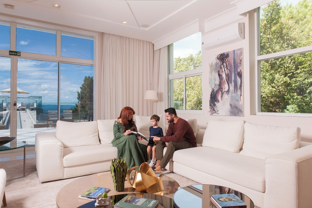 Mountain House thumbnail 5