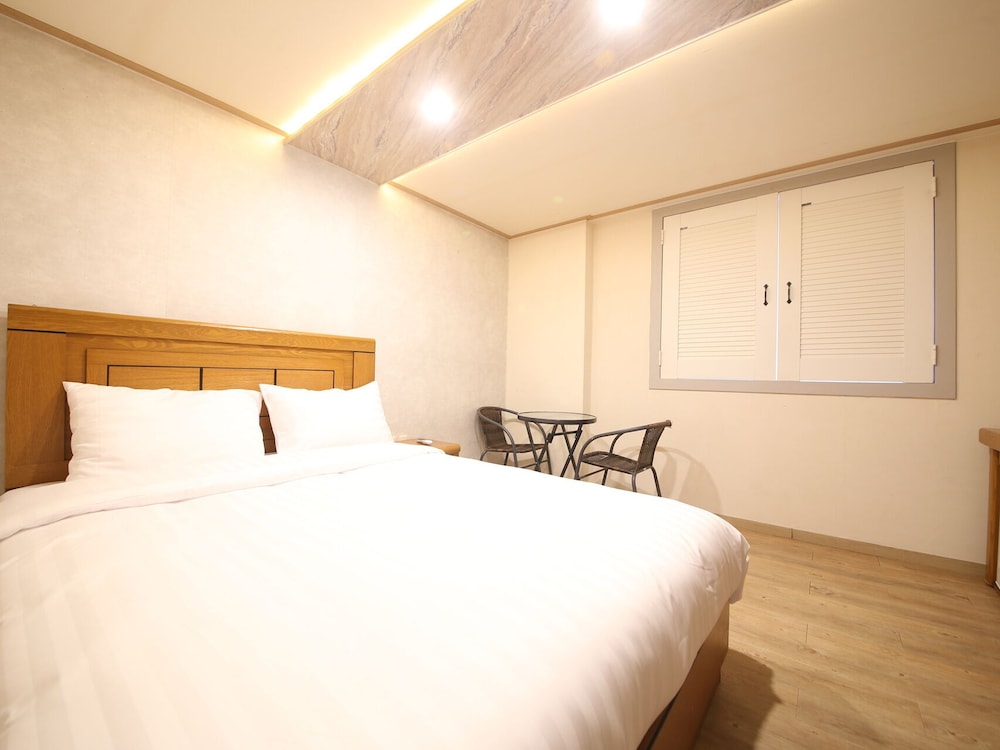 Deluxe Double Room photo 3