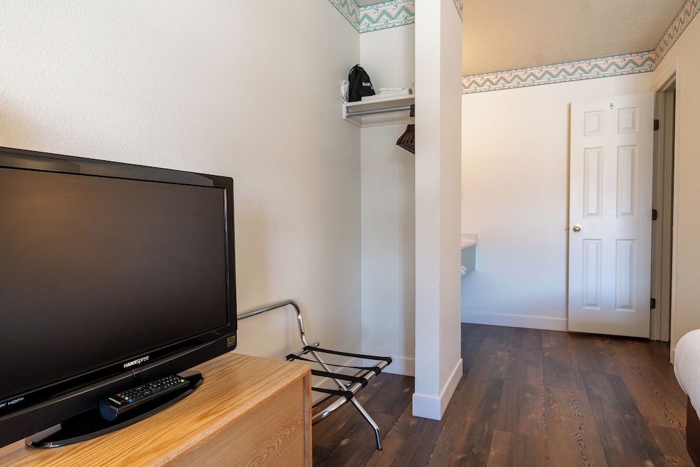 Basic Room photo 3