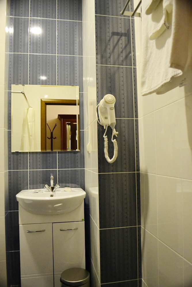 Economy Double Room photo 2