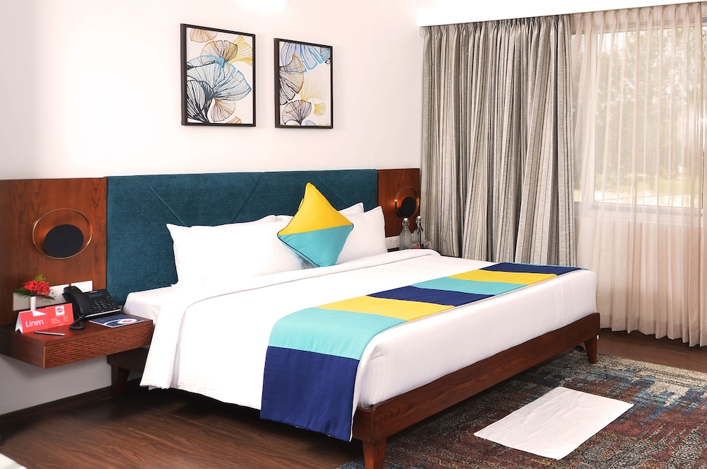 Executive Room - Photo 5