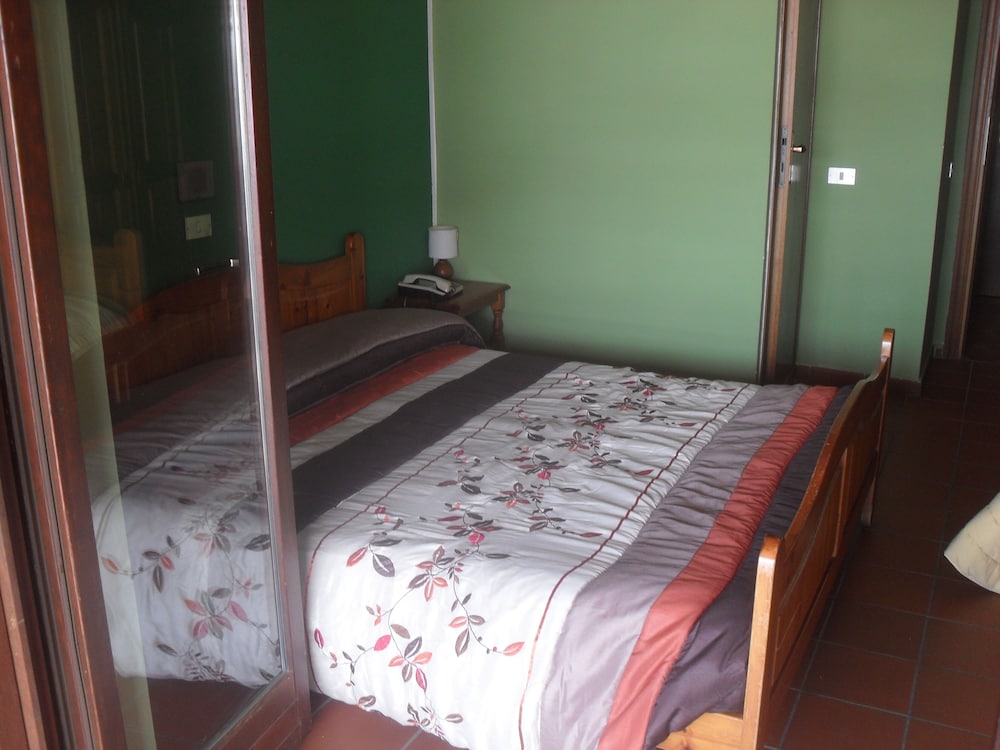Classic Double Room photo 3