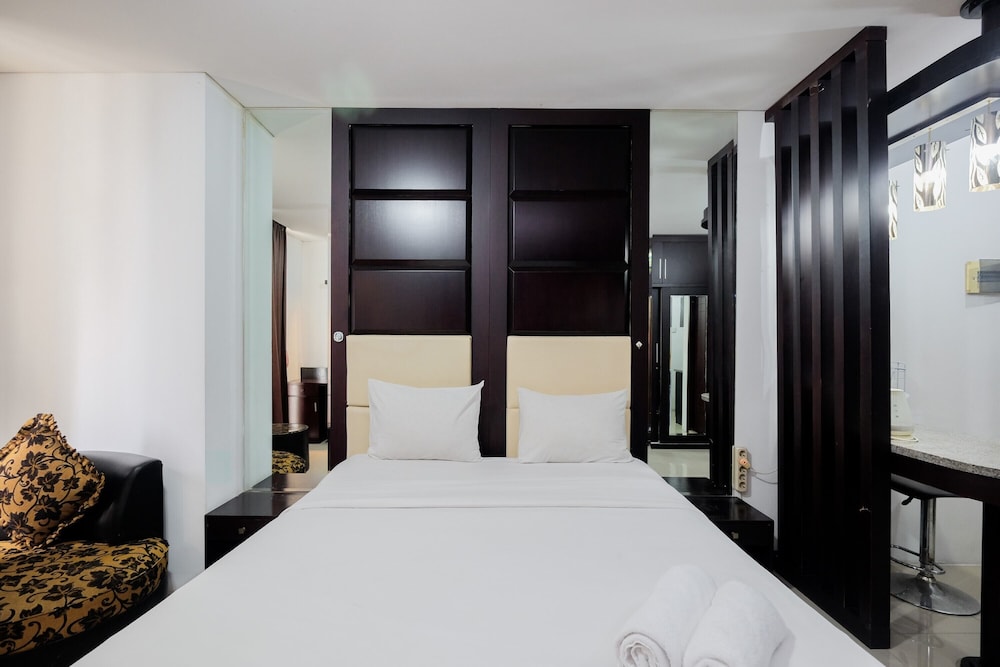 Room - Photo 1