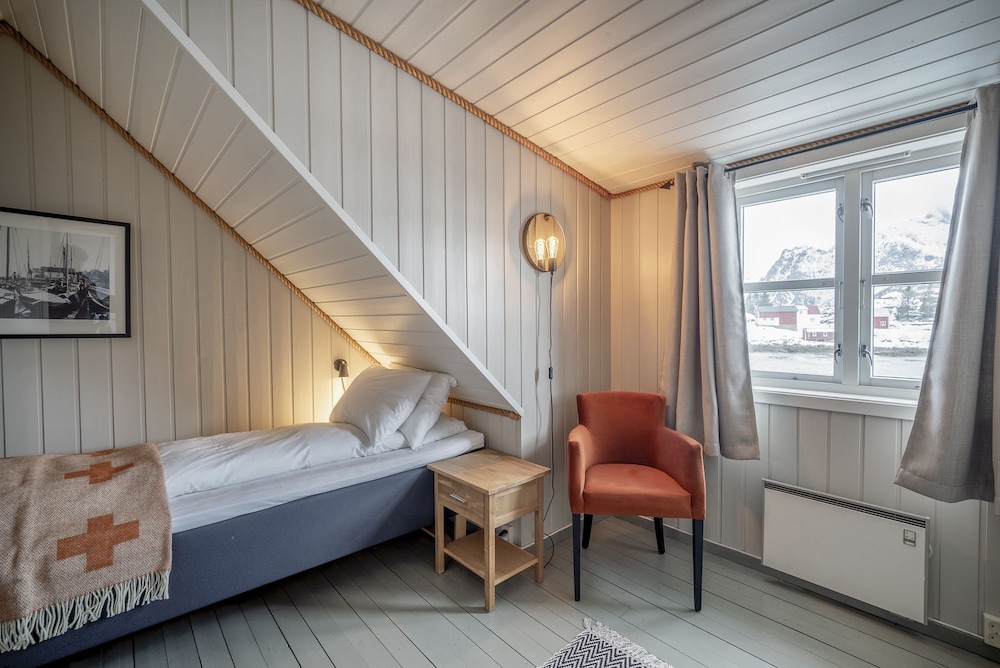 Cabin, 2 Bedrooms, Sea Facing