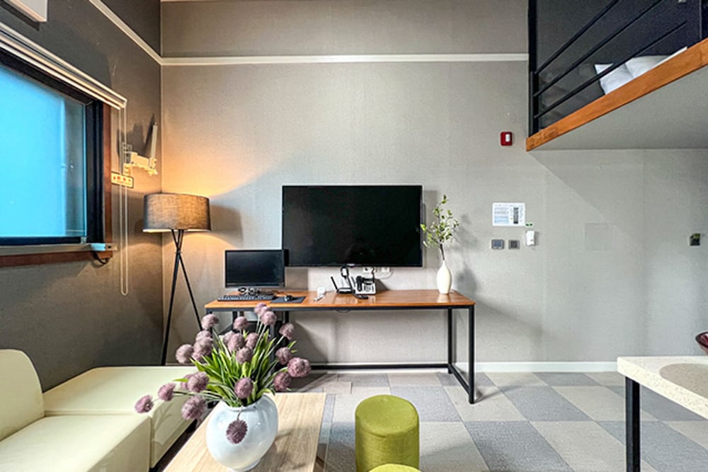 Deluxe Duplex, City View photo 1