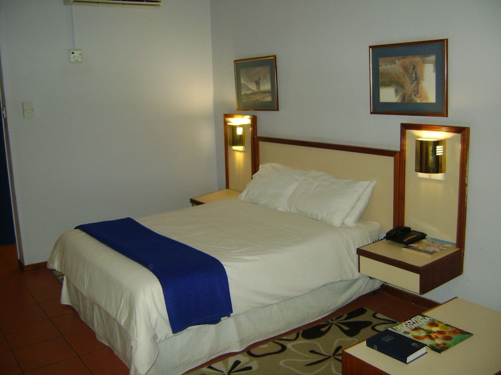 Executive Room photo 2