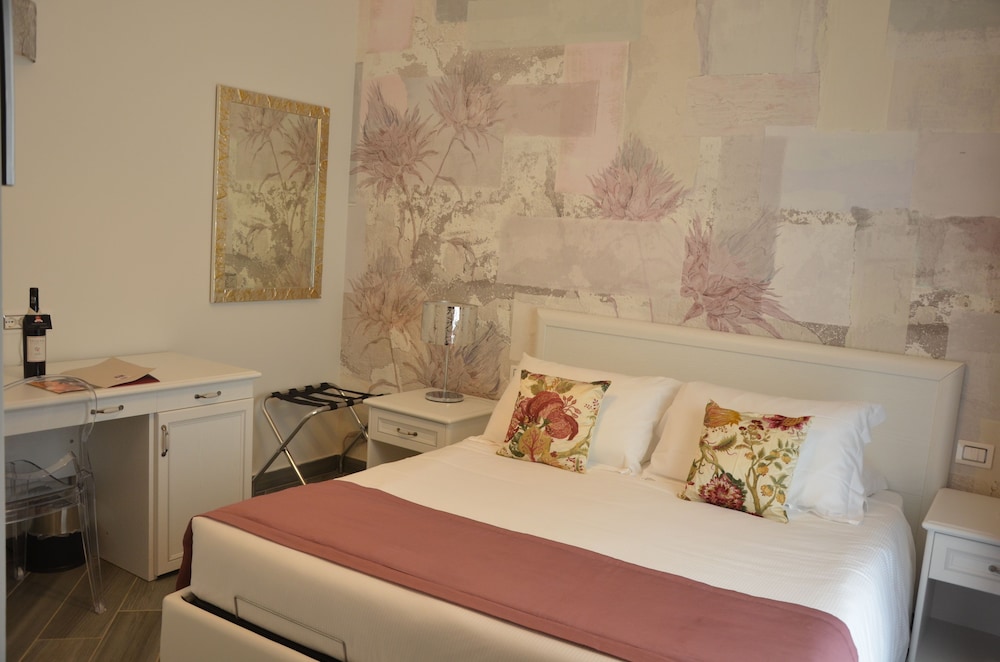 Classic Double Room, 1 Double Bed photo 3