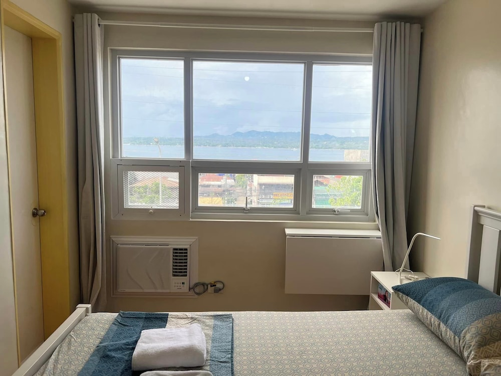 Family Condo, Sea View photo 1