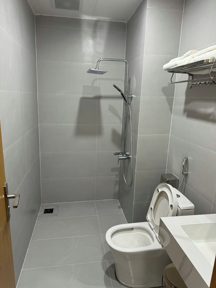 Basic Double or Twin Room, Multiple Beds