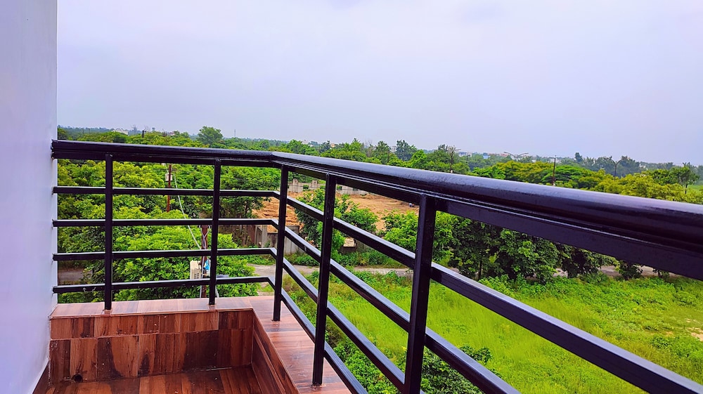 Executive Room, Balcony - Photo 2