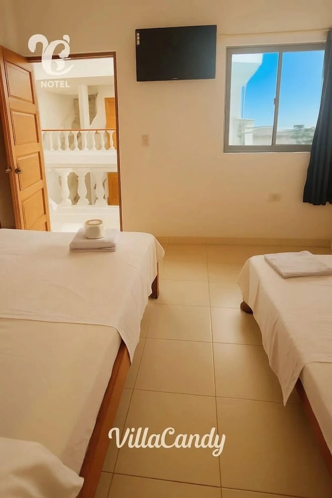 Family Triple Room, Partial Ocean View photo 3