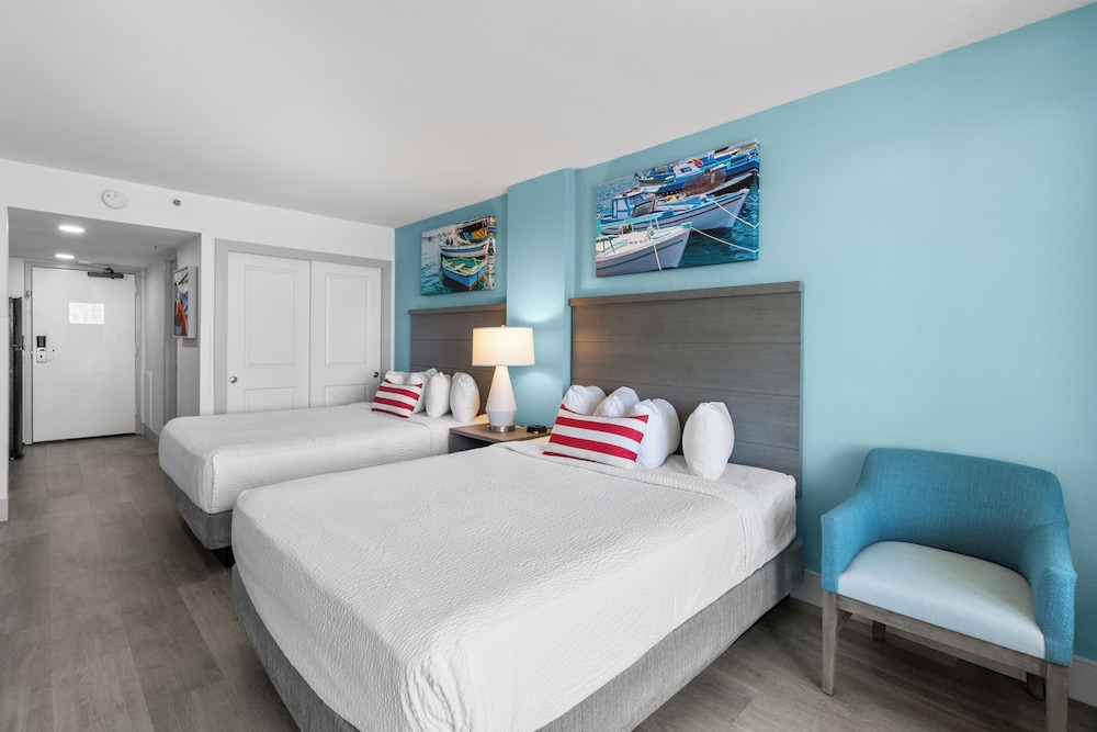 Pinnacle Oceanfront Queen Efficiency - Photo 4
