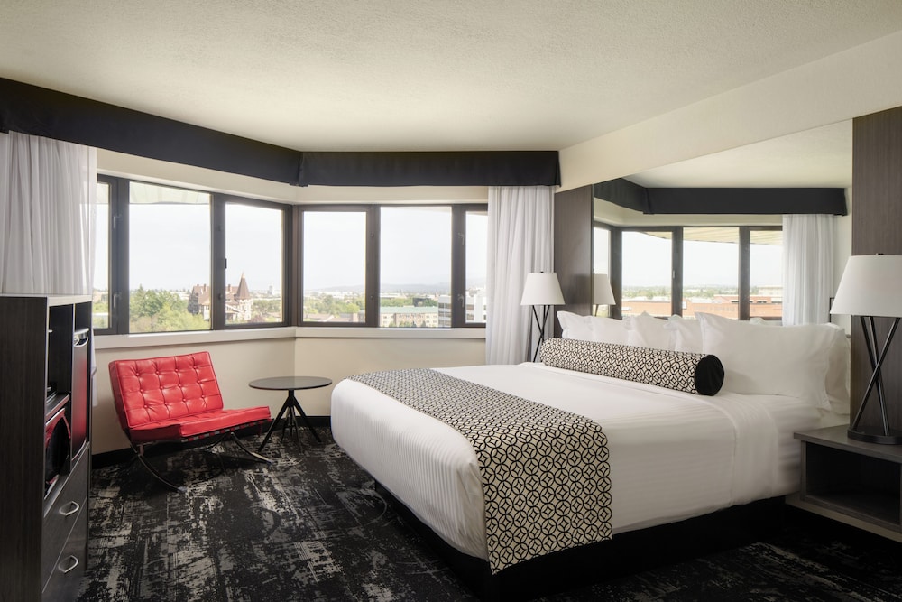 Premium Room, 1 King Bed - Photo 2