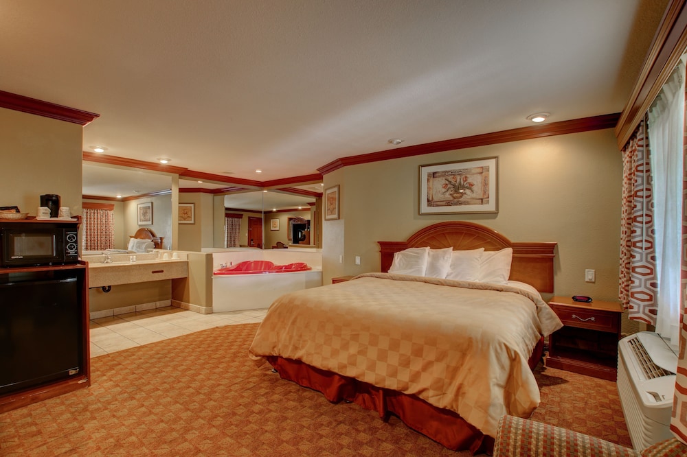 Suite, 1 King Bed, Jetted Tub photo 1